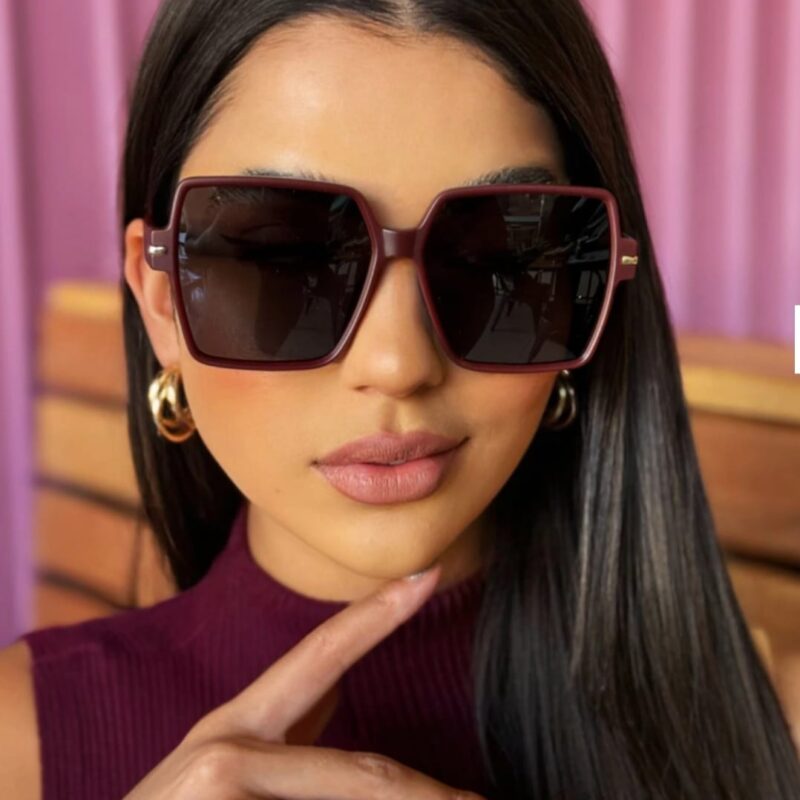 1. Óculos de Sol Polarizado Maxi Quadrado Derika – Preto-Vinho – Acetato (código. 0049)