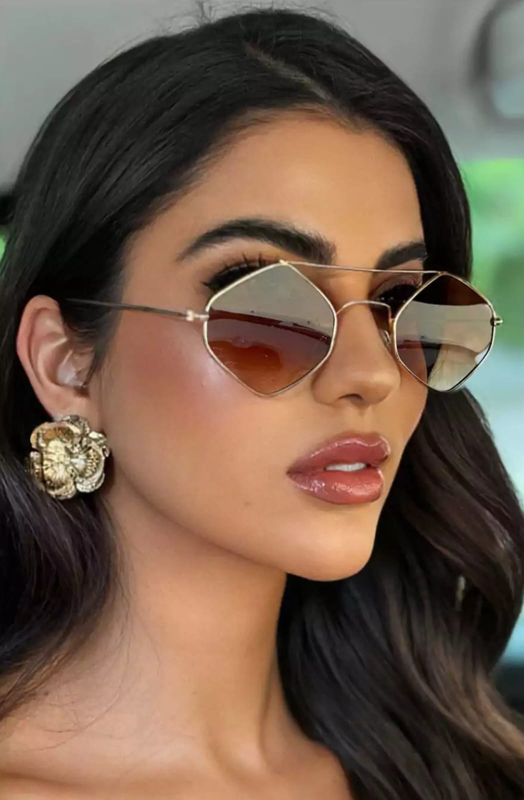 Blogueira Hexagonal Dubai